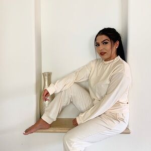 NWT Cream Loungewear Ribbed Long sleeve and Pants Set Size Small Medium Large